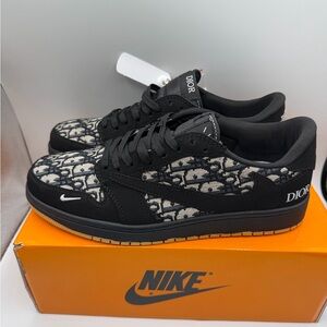 Beautiful Twisted Flynn Customs